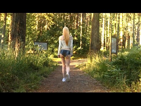 ❤️ Wanita cantik bergerak perlahan, bukan video bogel ❤️❌ Lucah pada ms.fuxporn-com.ru ❤